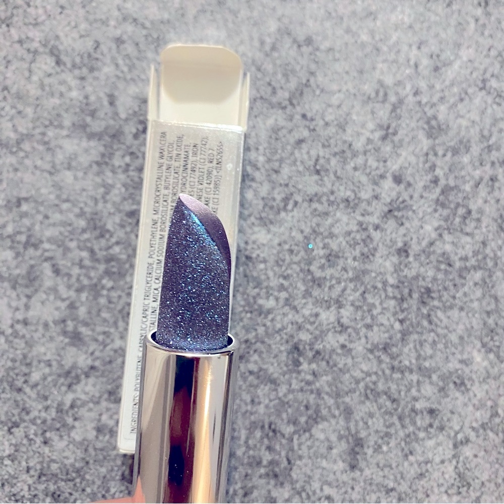 New in box MAC Fizzy Feels Lip Balm - Shiver Shimmy shade
